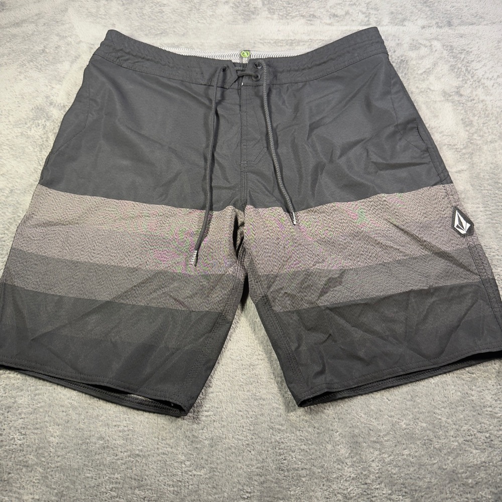 Volcom Stoneys Mens Board Shorts Black Grey Striped Swim Trunks Size 34